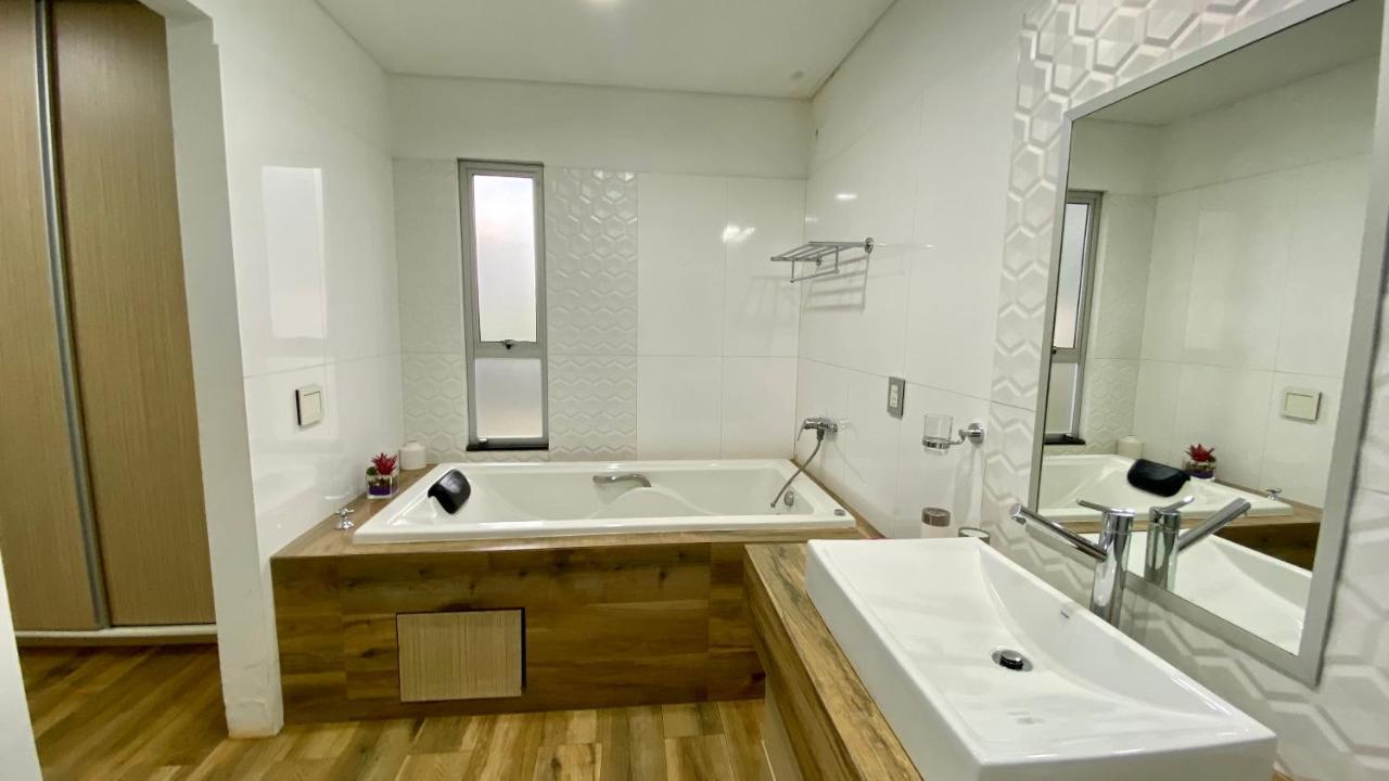 Moderna Y Unica Casa Independiente Con Jardin Y Estacionamiento Сьюдад-дель-Есте Екстер'єр фото